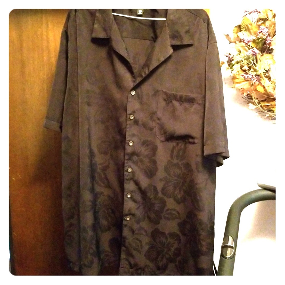 Black Hawaiian print Men's shirt